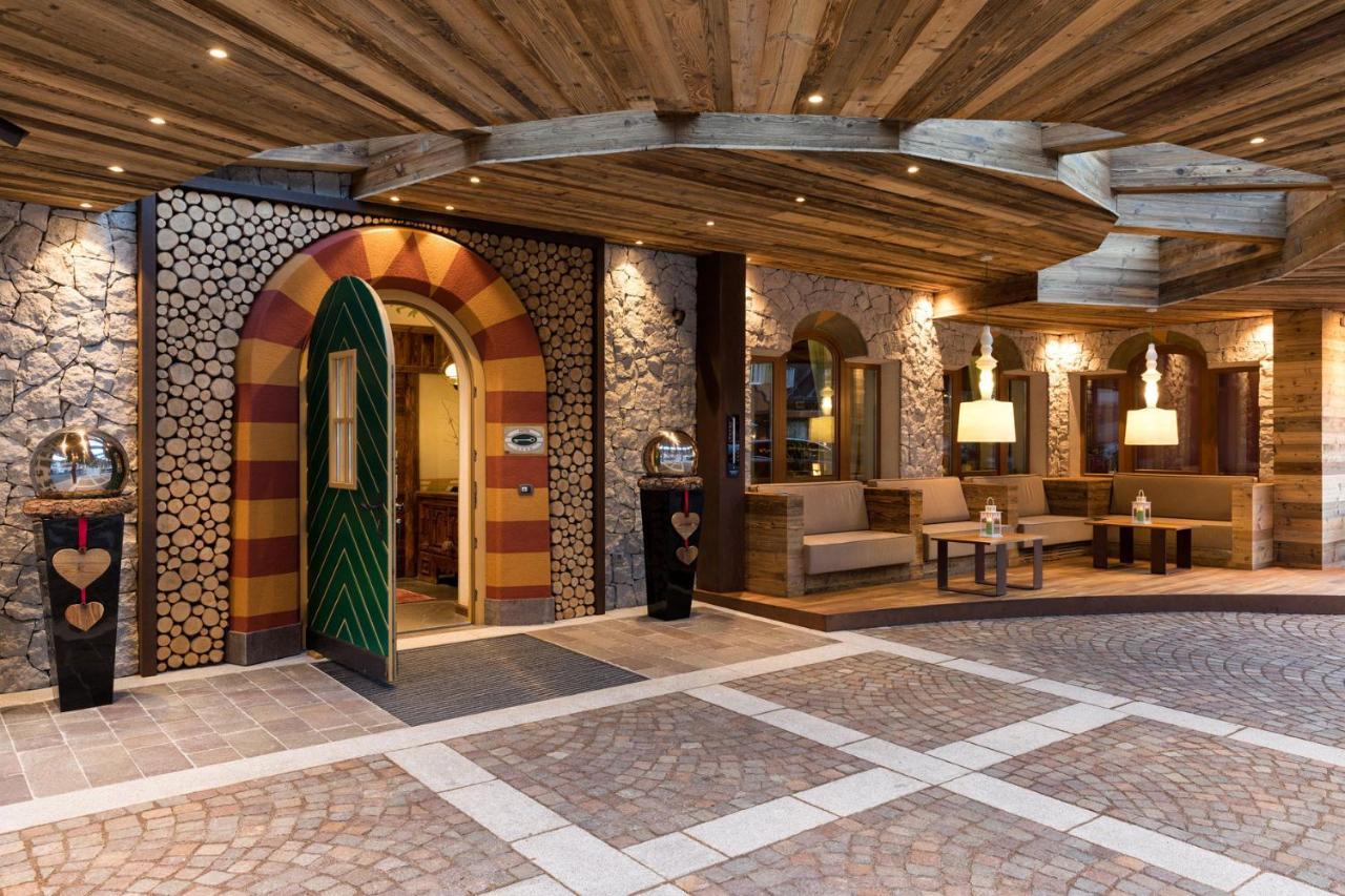 Croce Bianca Leisure & Spa Hotel Canazei Zewnętrze zdjęcie