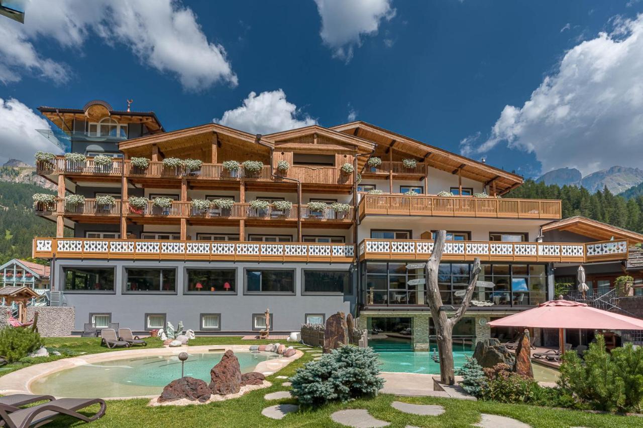 Croce Bianca Leisure & Spa Hotel Canazei Zewnętrze zdjęcie