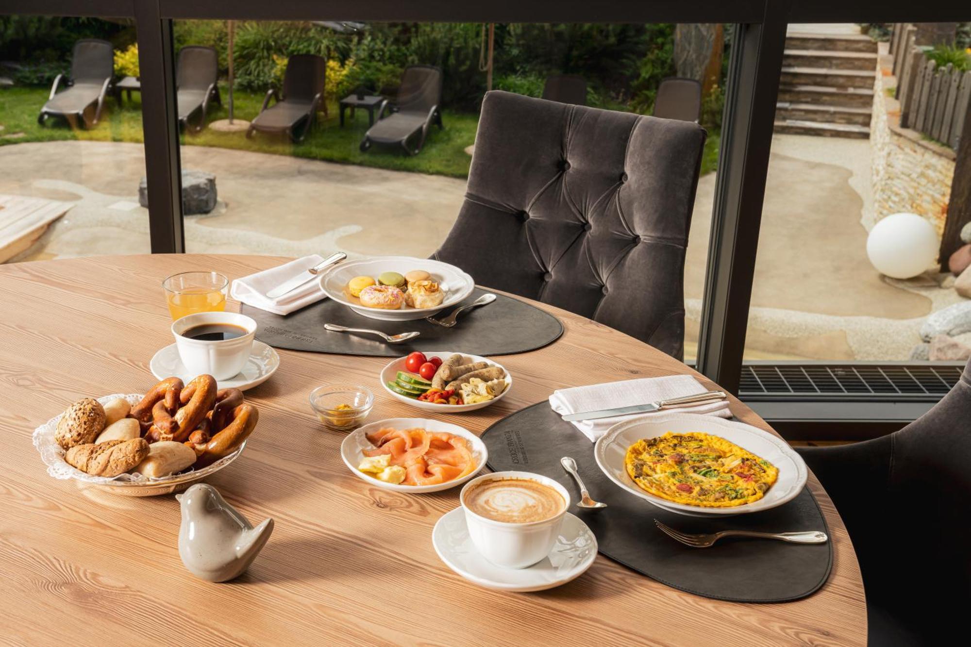 Croce Bianca Leisure & Spa Hotel Canazei Zewnętrze zdjęcie