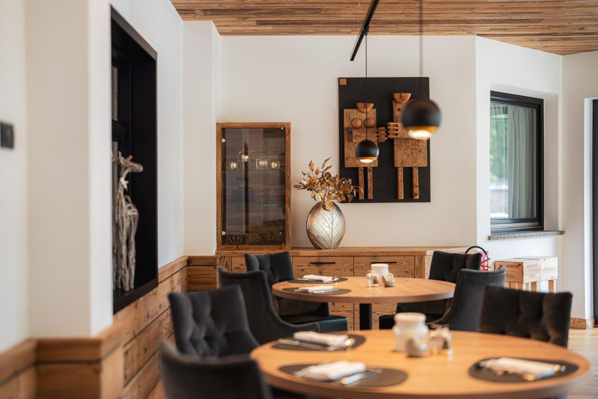 Croce Bianca Leisure & Spa Hotel Canazei Zewnętrze zdjęcie