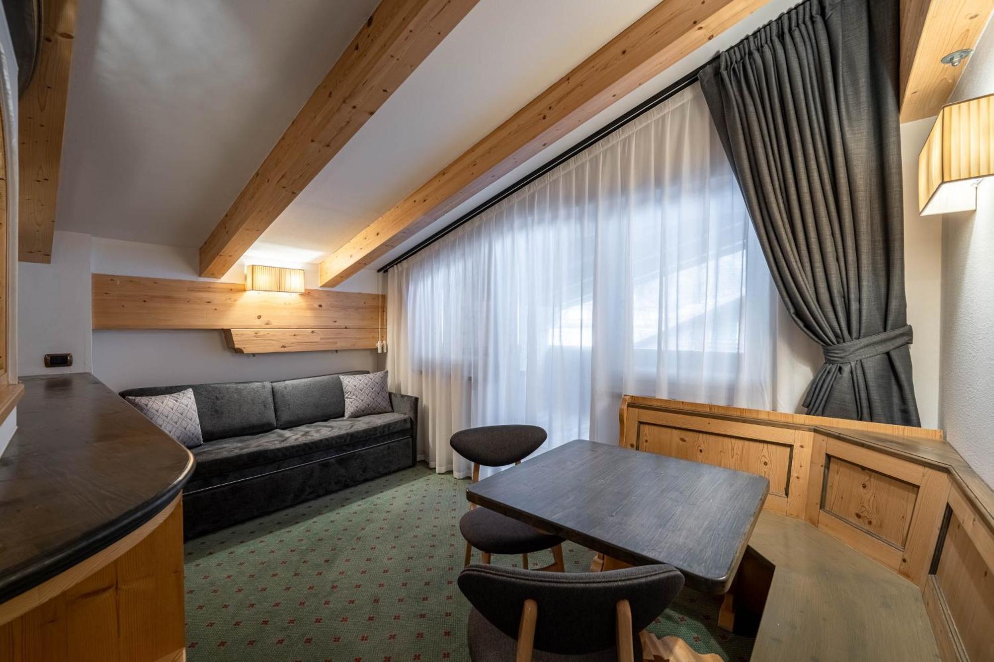Croce Bianca Leisure & Spa Hotel Canazei Zewnętrze zdjęcie