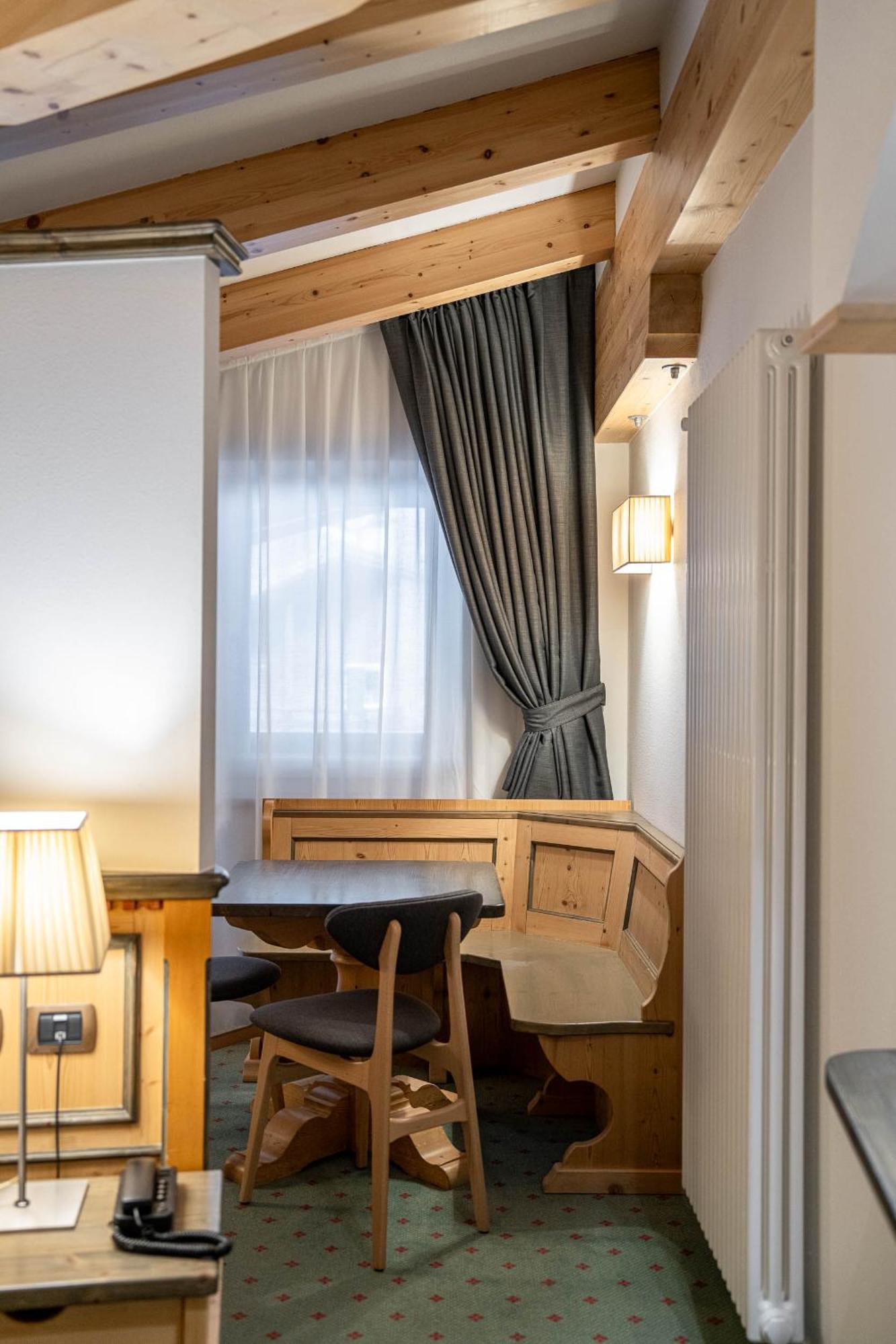 Croce Bianca Leisure & Spa Hotel Canazei Zewnętrze zdjęcie