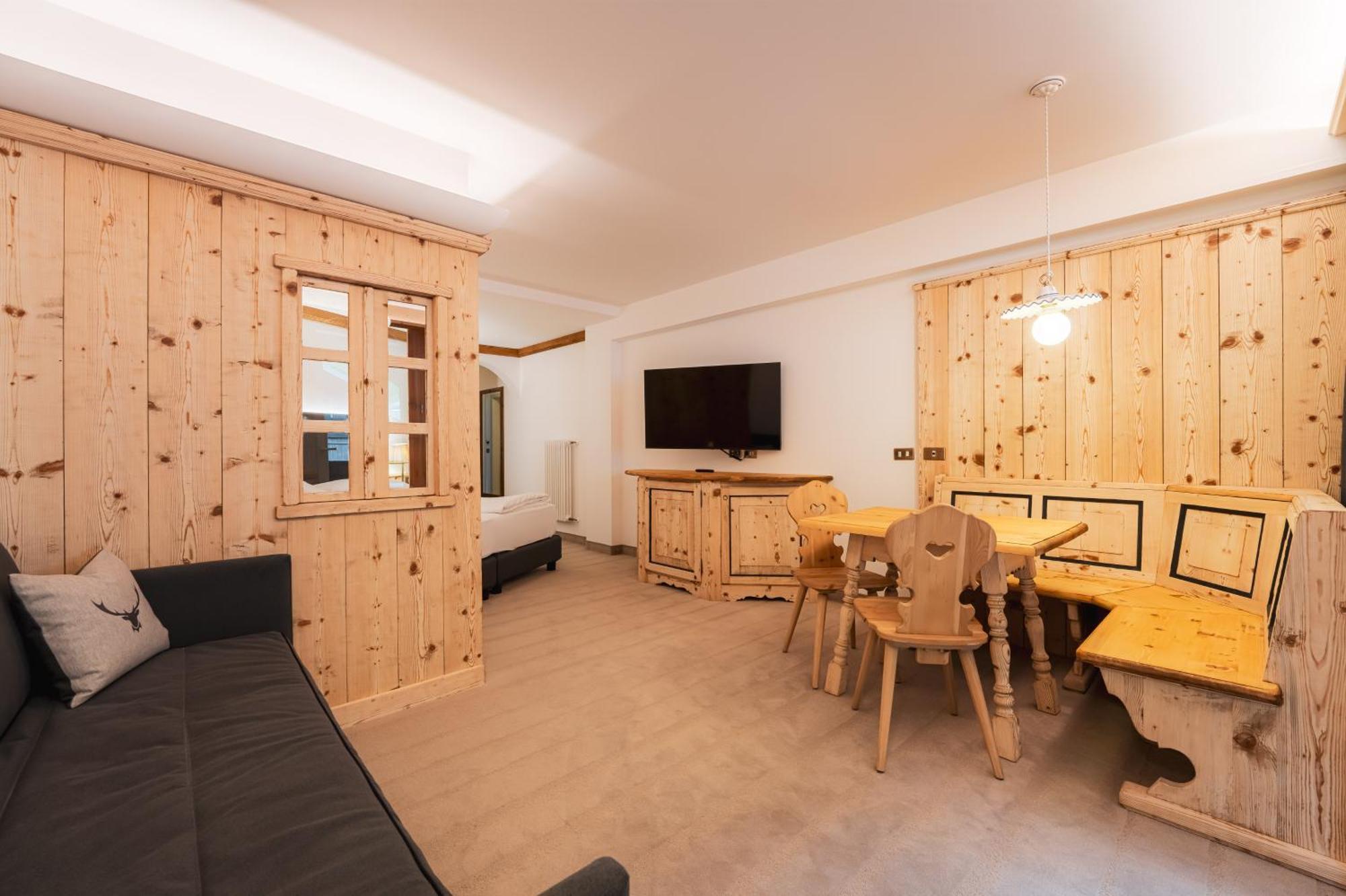 Croce Bianca Leisure & Spa Hotel Canazei Zewnętrze zdjęcie